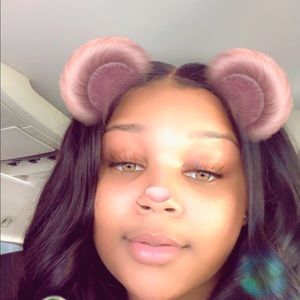 Meet your Posher, Dakota